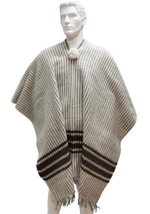 PONCHO LANA